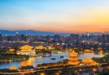 征战华清宫，华夏英雄豪气冲天（探秘华清宫，追寻大战英雄的足迹）